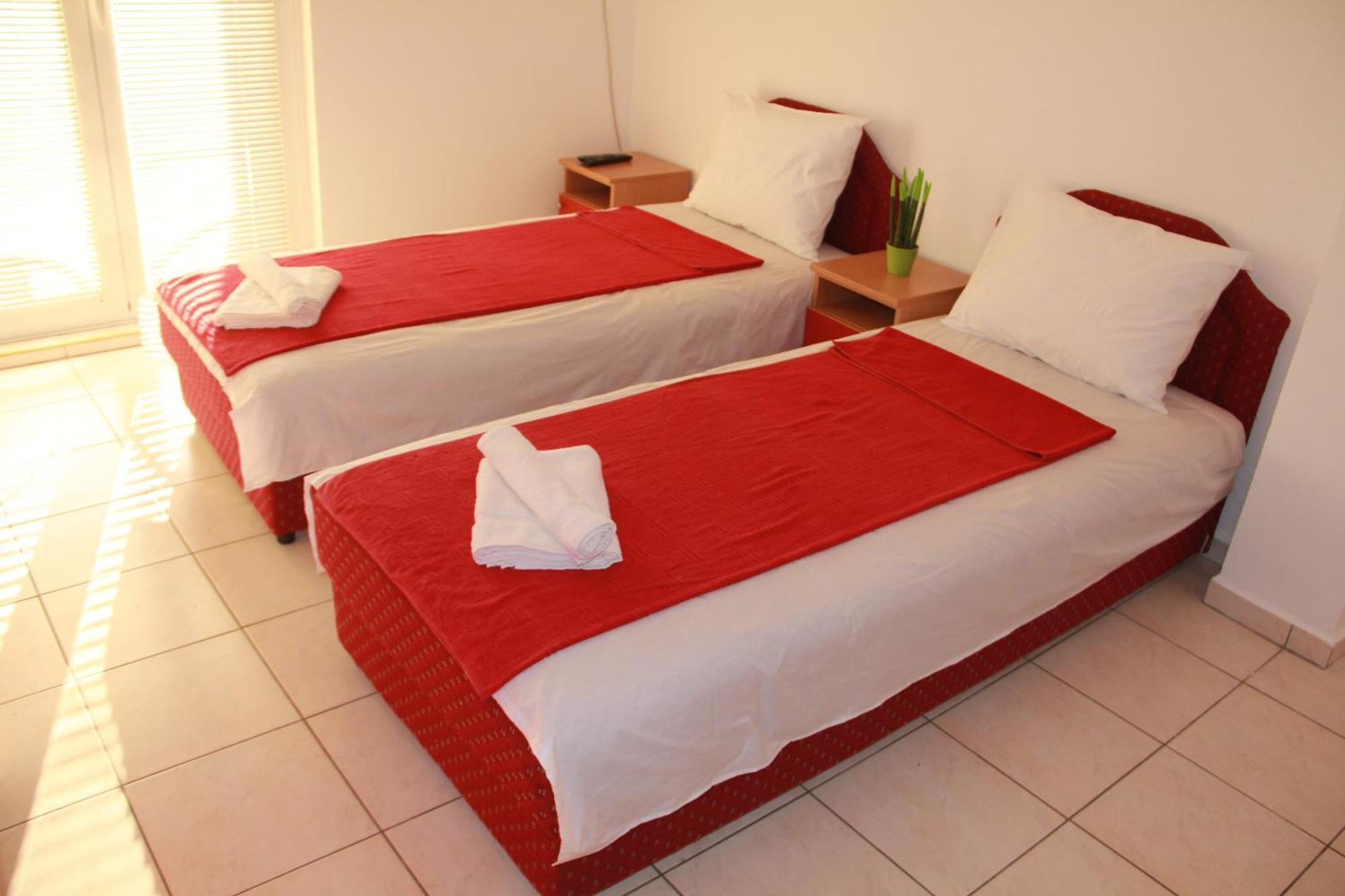 بودفا Prijevor Apartments المظهر الخارجي الصورة